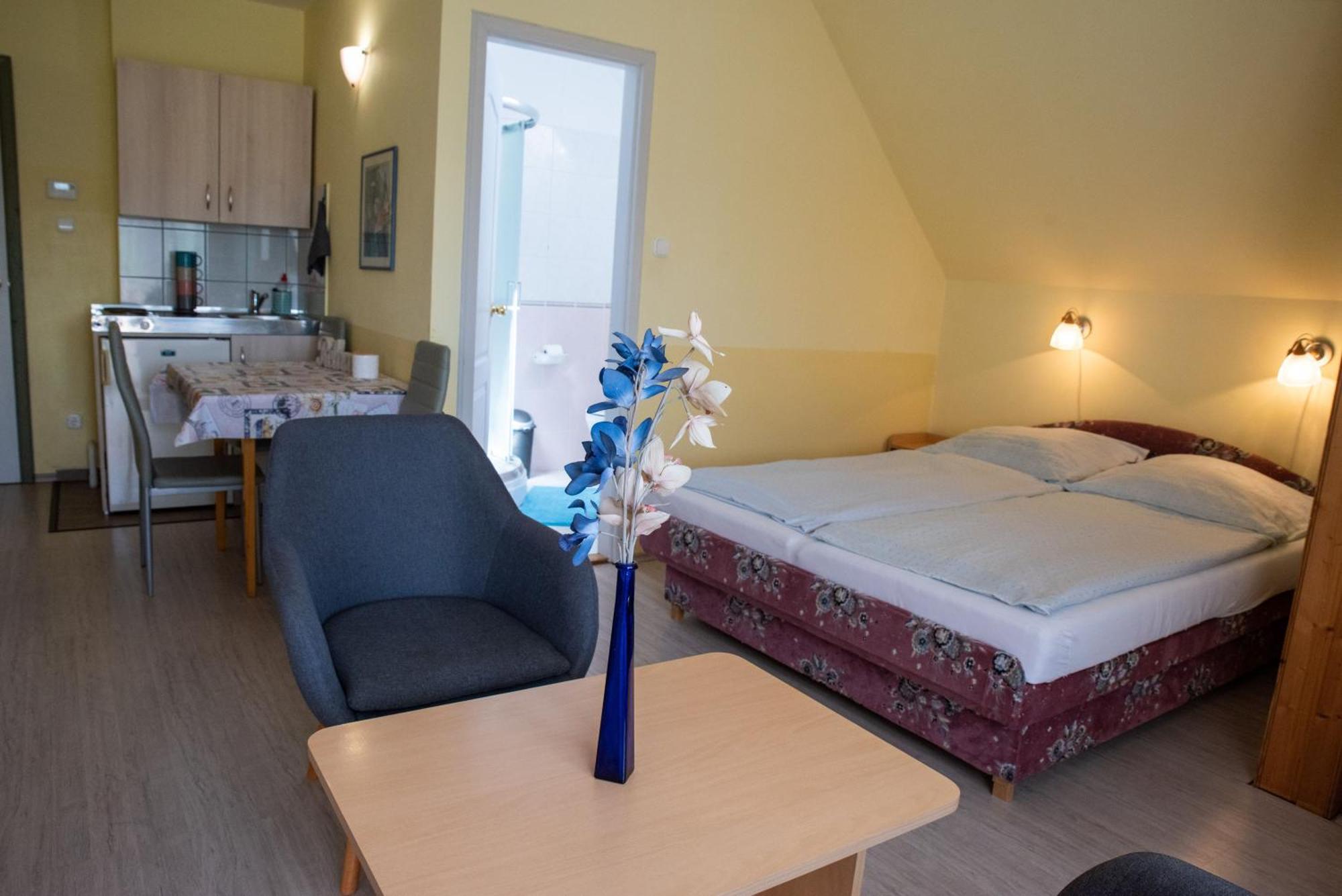 Flora Villa Hévíz Kültér fotó