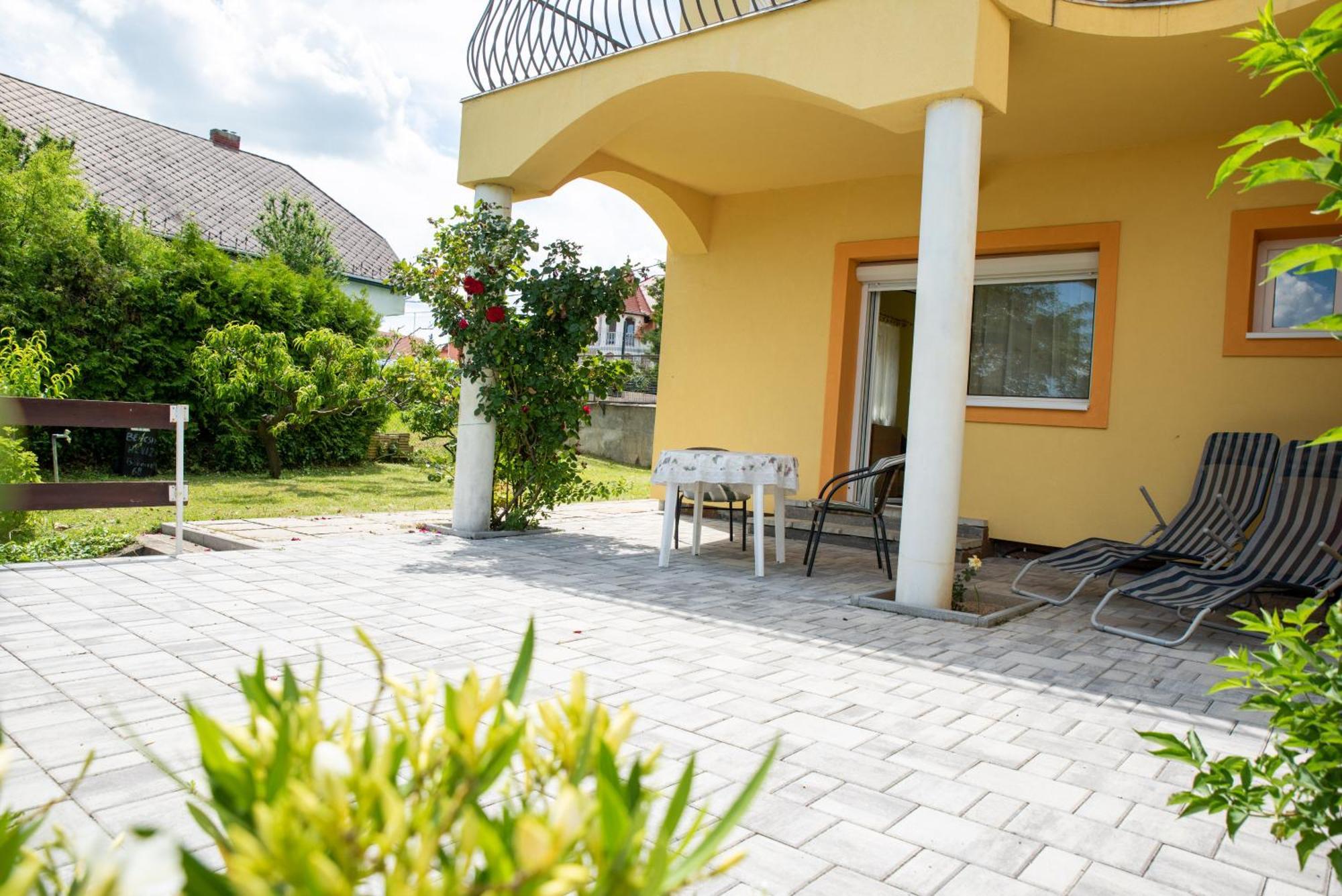 Flora Villa Hévíz Kültér fotó