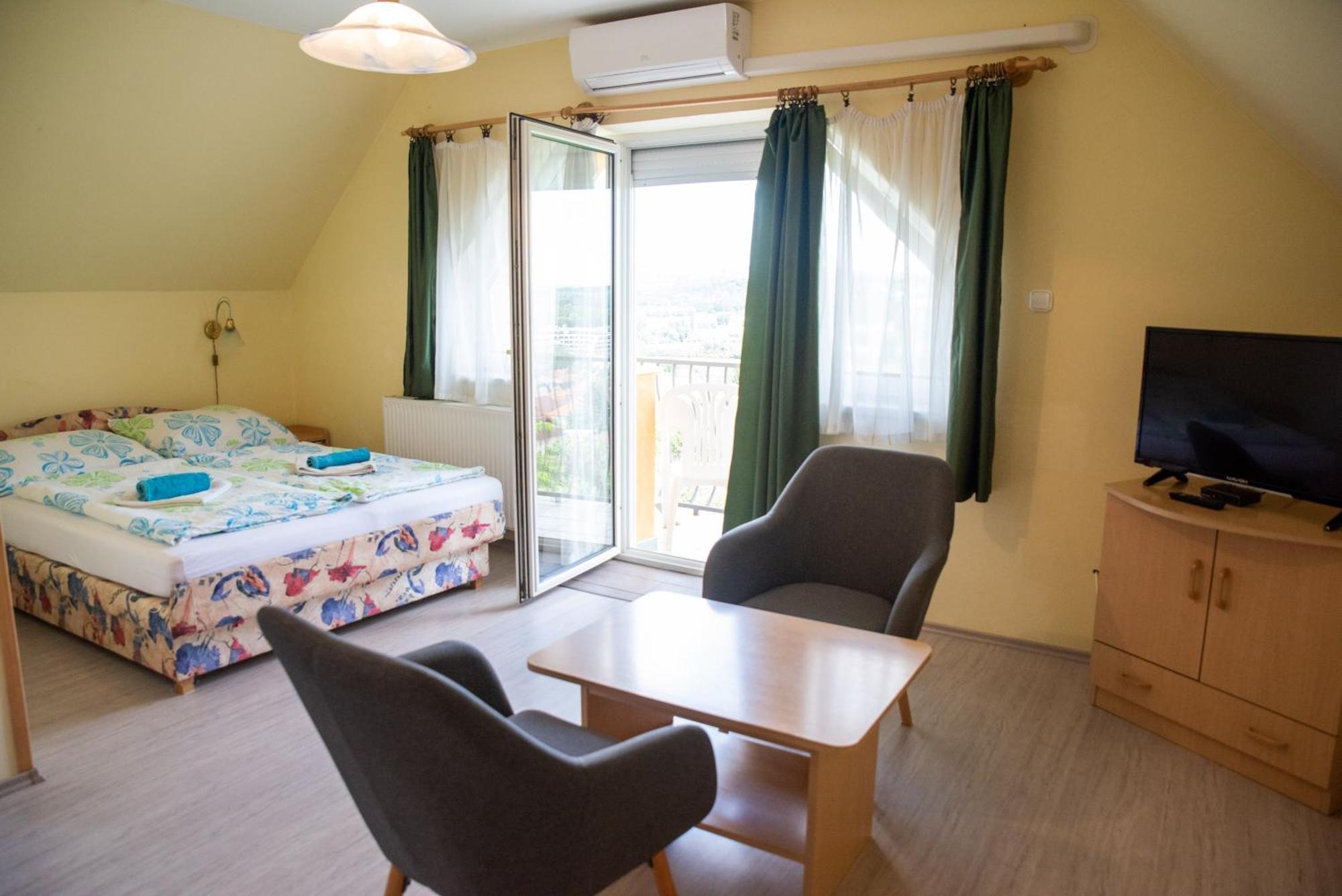 Flora Villa Hévíz Kültér fotó