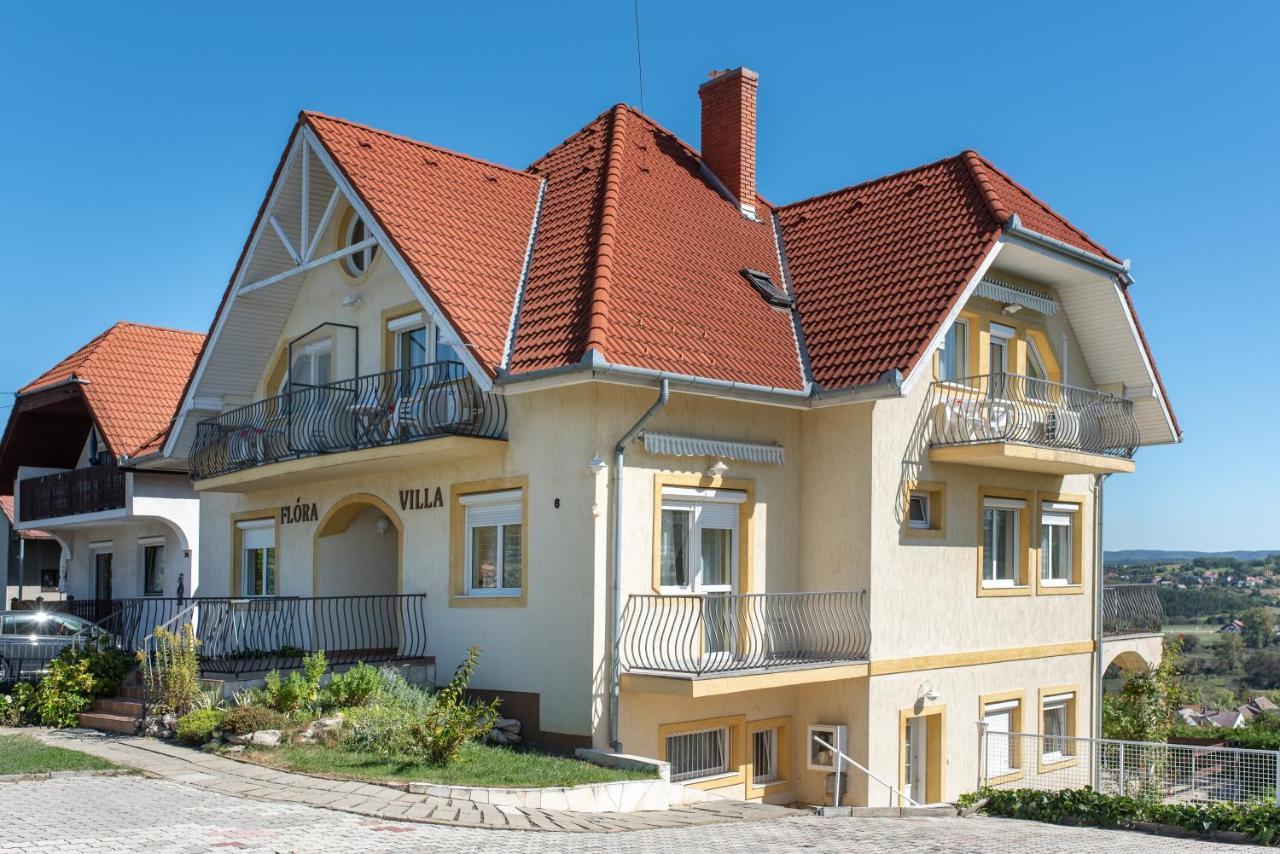 Flora Villa Hévíz Kültér fotó