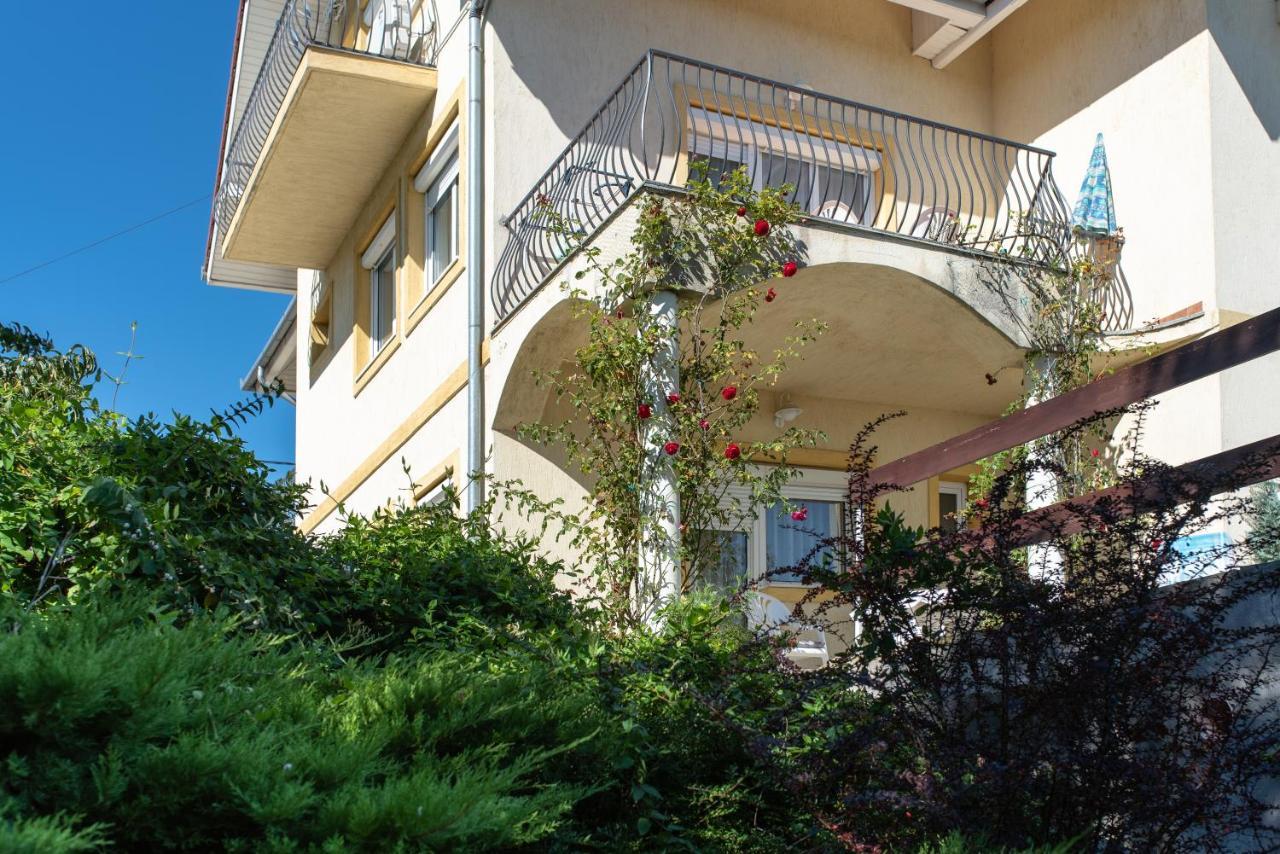 Flora Villa Hévíz Kültér fotó