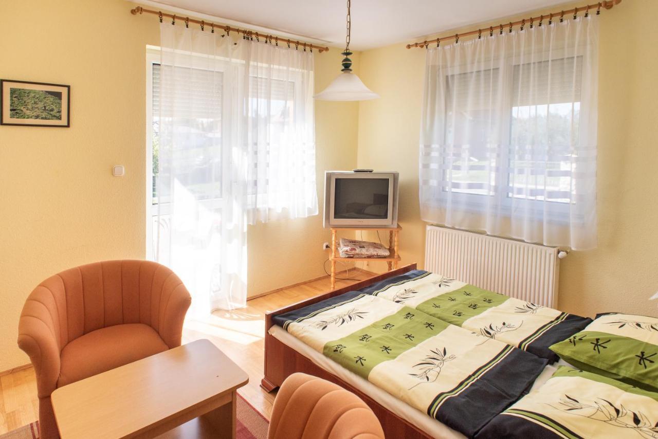 Flora Villa Hévíz Kültér fotó