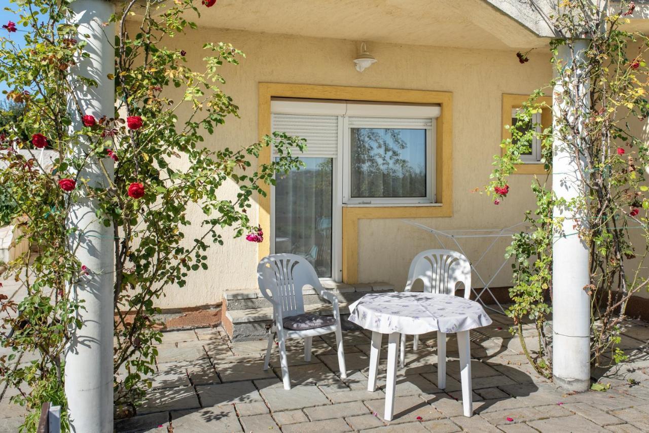 Flora Villa Hévíz Kültér fotó